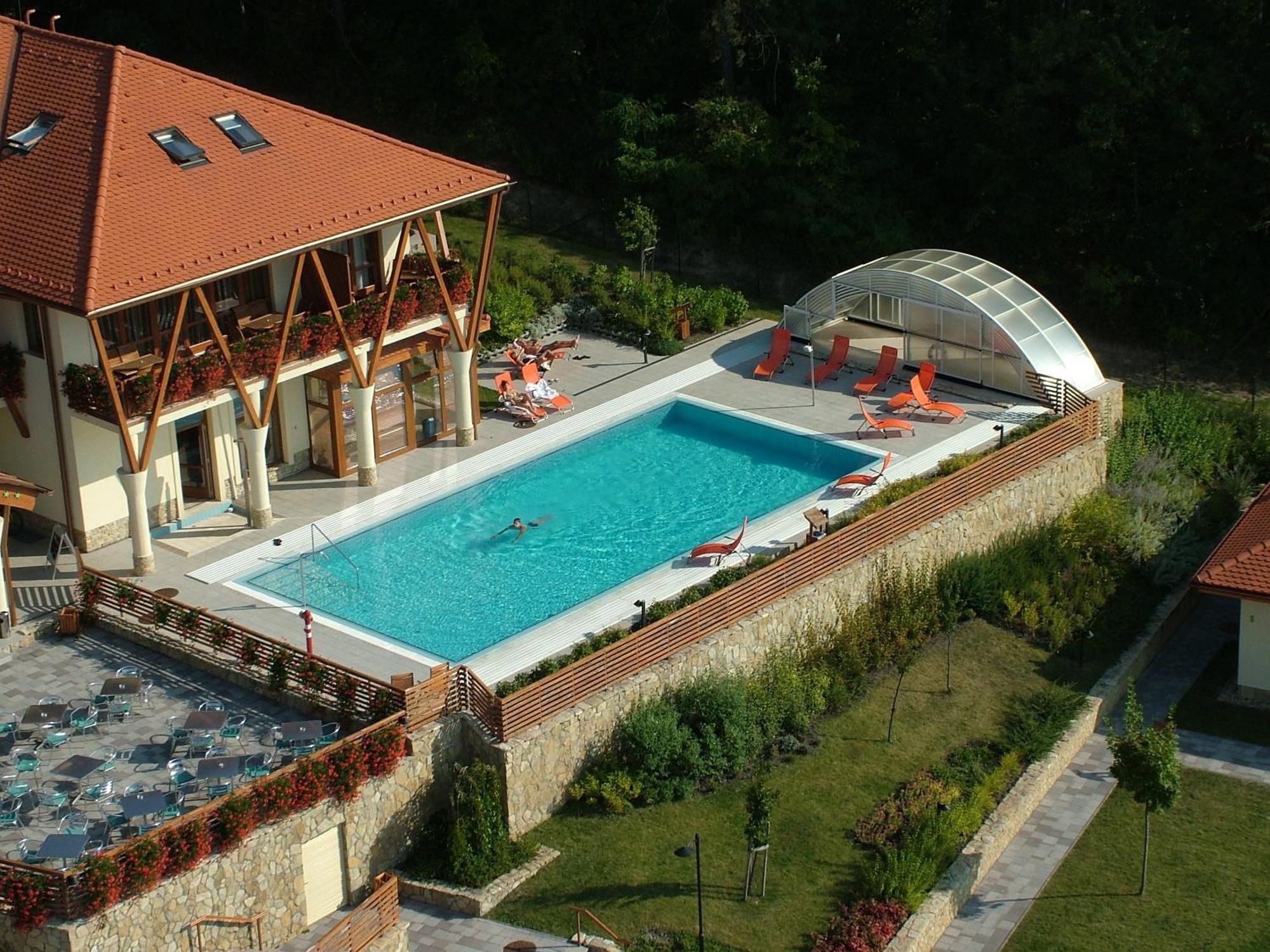 Szalajka Liget Hotel Es Apartmanhazak Szilvásvárad المظهر الخارجي الصورة
