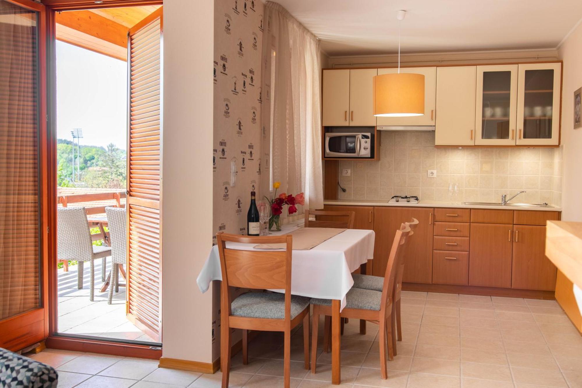 Szalajka Liget Hotel Es Apartmanhazak Szilvásvárad المظهر الخارجي الصورة