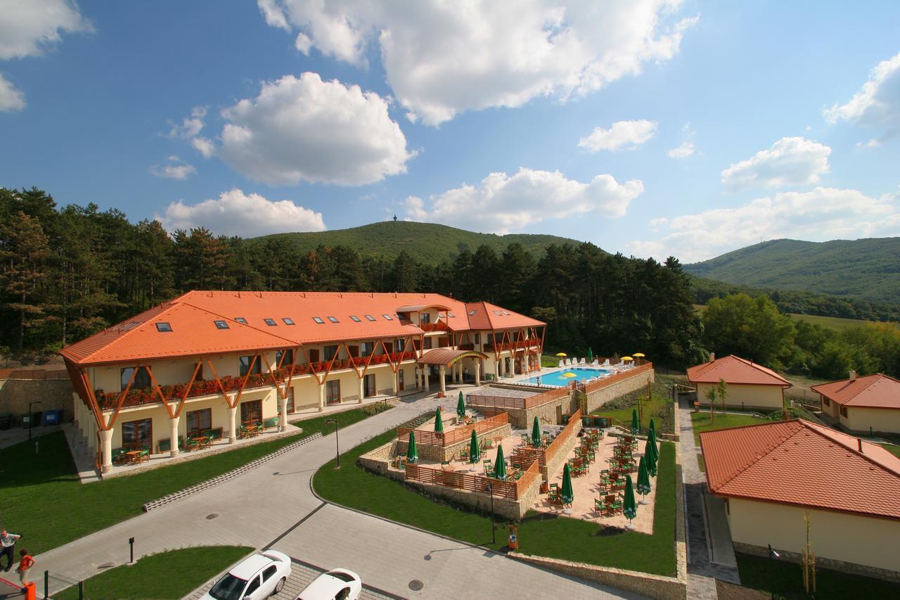 Szalajka Liget Hotel Es Apartmanhazak Szilvásvárad المظهر الخارجي الصورة